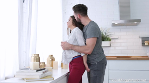 Beauty interrupts cooking to make love with her man